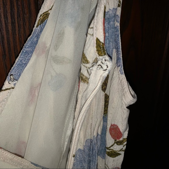 NWT American eagle floral jumpsuit with slits on each leg - Picture 12 of 16